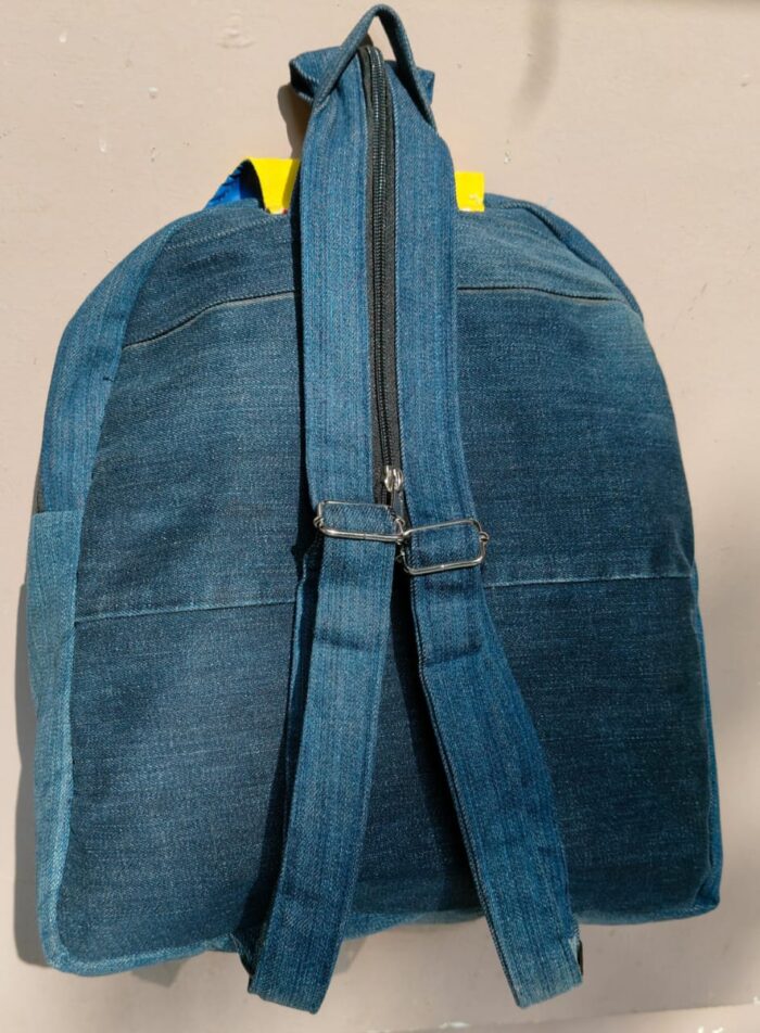 UPCYCYCLE BACKPACK WITH FLIP FLAP - Image 2